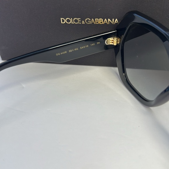 Dolce & Gabbana DG4406 Crossed geometric-frame sunglasses - Picture 15 of 15